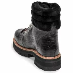 Chaussures Femme Clarks - ORIANNA HIKER Noir -France CHAUSSURES DE SPORT Soldes Boutique 17674198 500 E