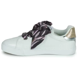 Chaussures Femme Kaporal - SEVERINE Blanc -France CHAUSSURES DE SPORT Soldes Boutique 22369462 500 D